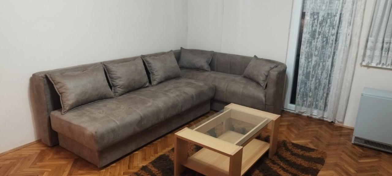 Apartman Lena 아란젤로바츠 외부 사진