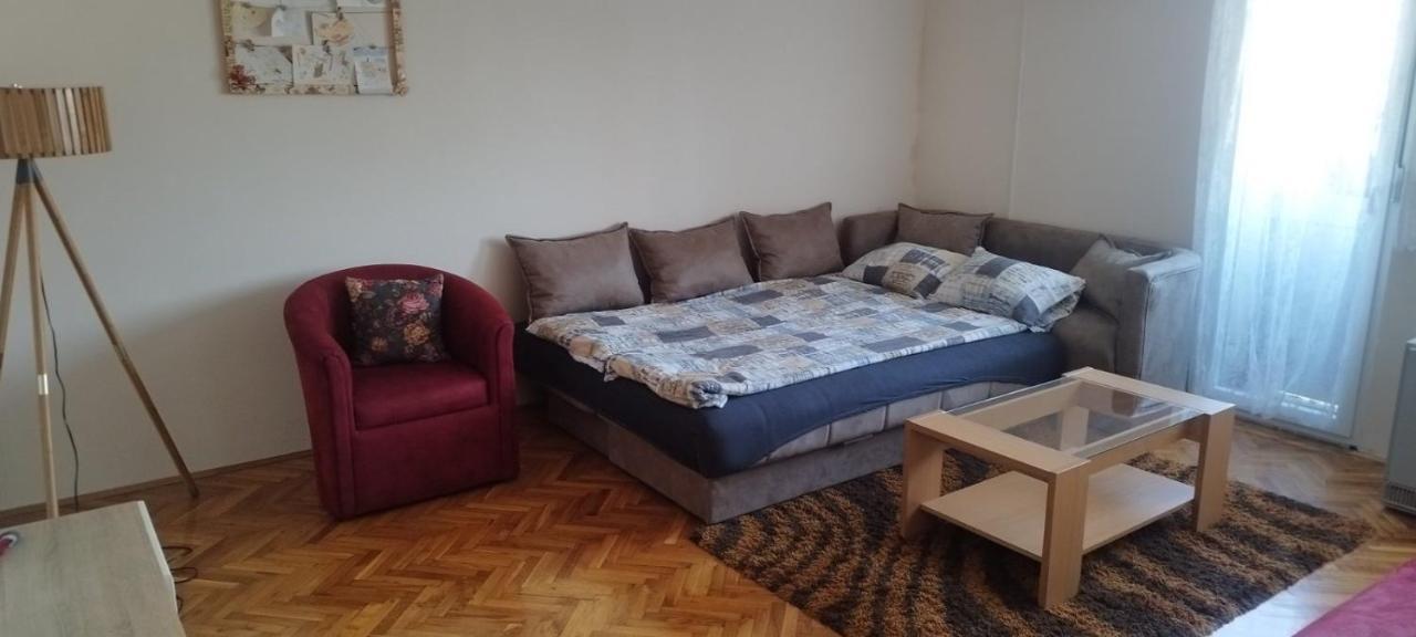 Apartman Lena 아란젤로바츠 외부 사진
