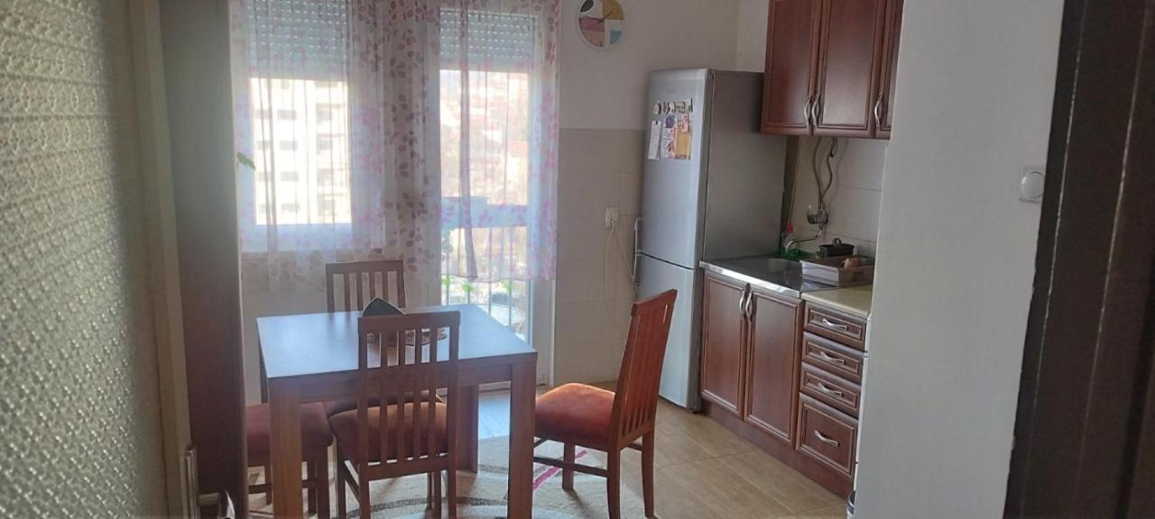 Apartman Lena 아란젤로바츠 외부 사진