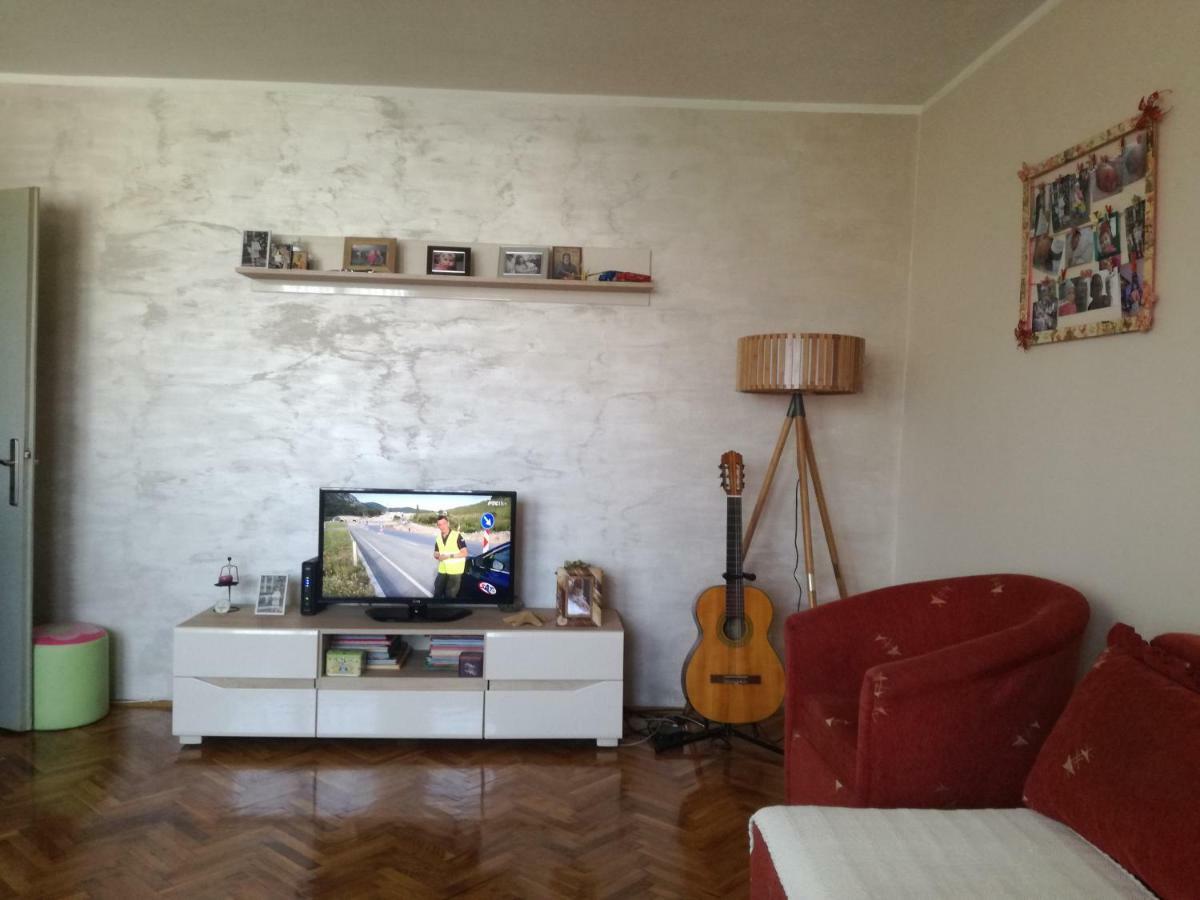 Apartman Lena 아란젤로바츠 외부 사진