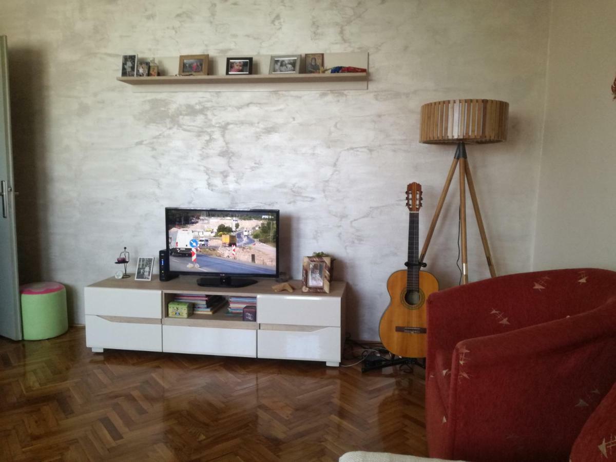 Apartman Lena 아란젤로바츠 외부 사진